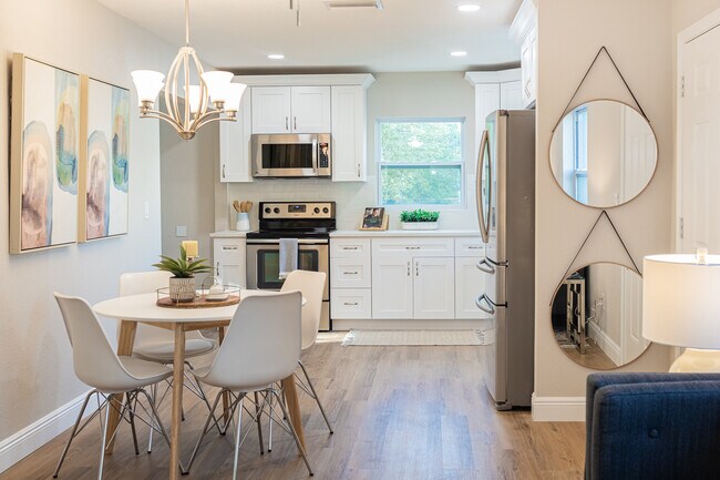 Foto del edificio - 516 Mabel Ave