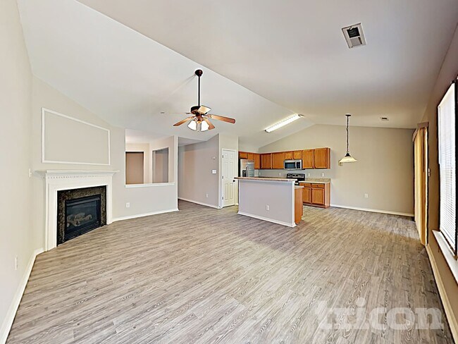 Foto del edificio - 1017 Narcissus Ct