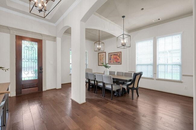 Building Photo - 158 S Vershire Cir