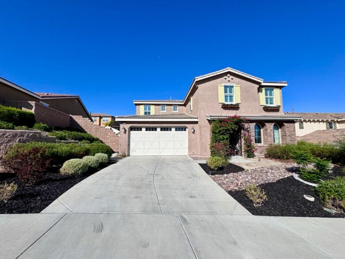 Primary Photo - Stunning 5 Bedroom + Office Home with Priv...