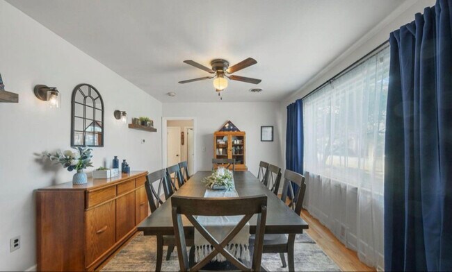 Building Photo - 218 N Union St