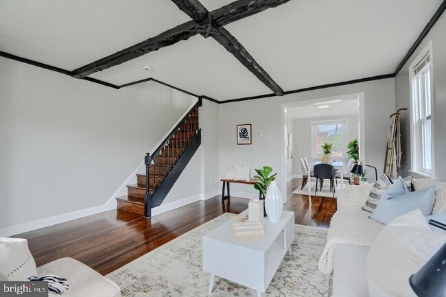 Building Photo - 1944 Quentin Rd