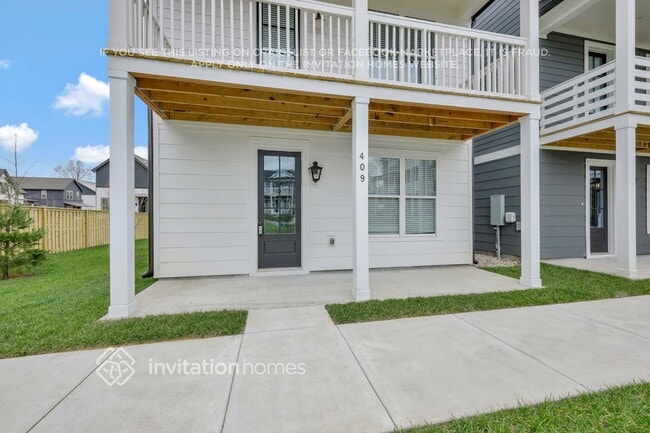 Building Photo - 647 Vernon Ave