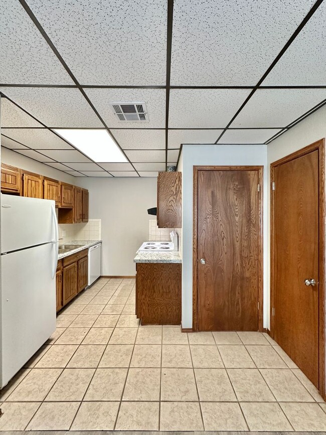 Foto del edificio - 4647 W Gore Blvd