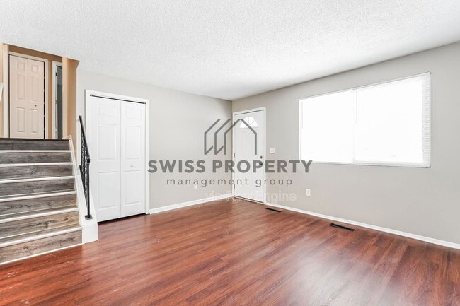 Foto del edificio - 5279 Lindora Dr