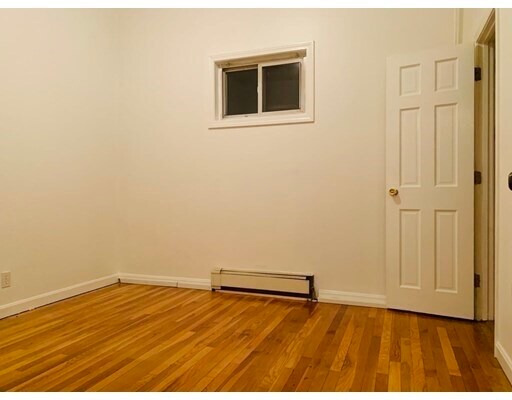 Foto del edificio - 88 Whitman St