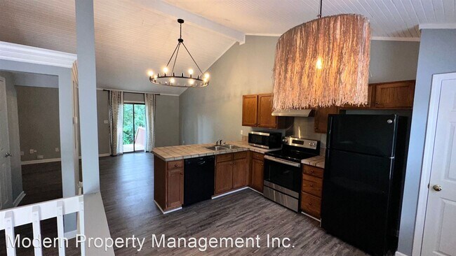 Building Photo - 2 br, 1.5 bath House - 1393 Hartland Woods...
