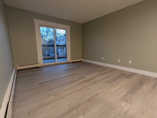 Building Photo - 7 Rufus Ave