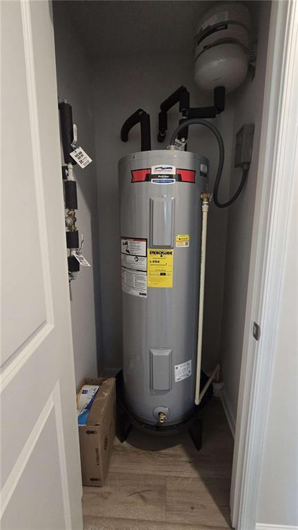 Foto del edificio - 12 Downing Dr