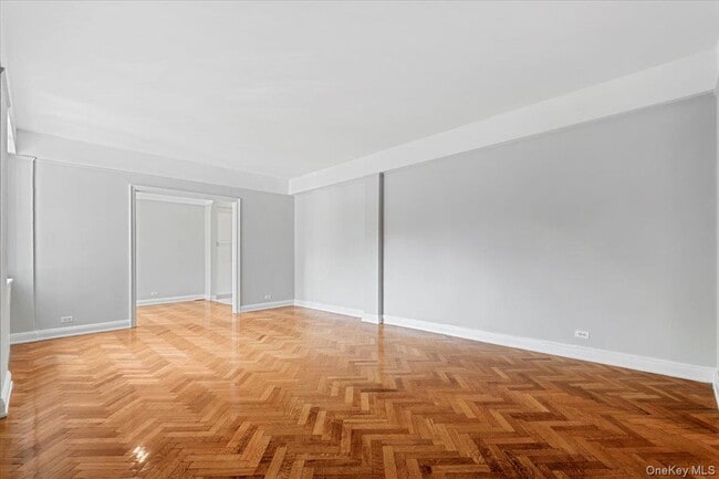 Building Photo - 45 Popham Rd