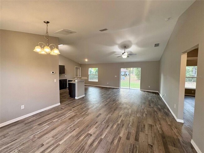 Foto del edificio - 5384 NW 60th Terrace