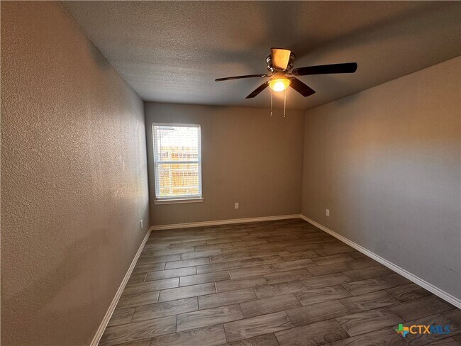 Foto del edificio - 2108 Saulsbury Dr