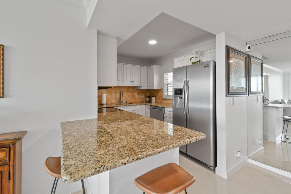 Foto del edificio - 336 Golfview Rd