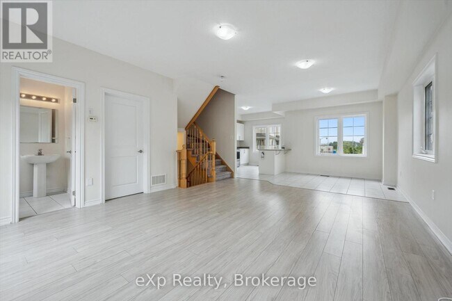 Photo du bâtiment - 88 Decorso Dr