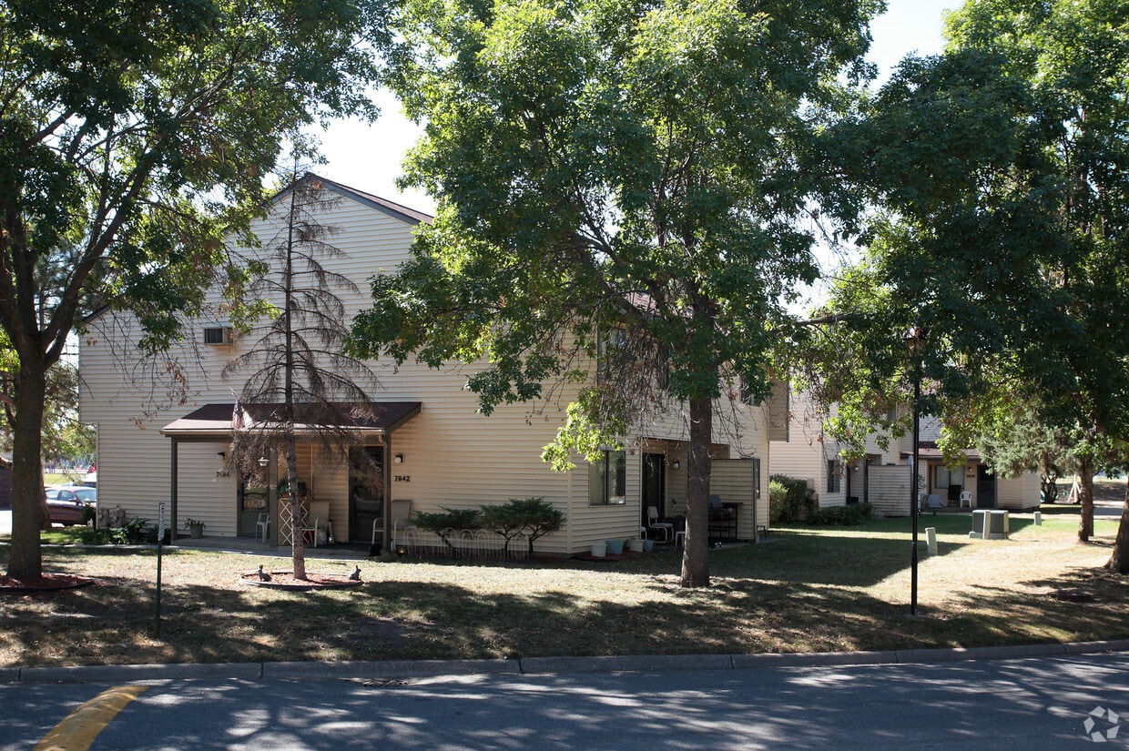 Primary Photo - Whitney Grove Townhomes
