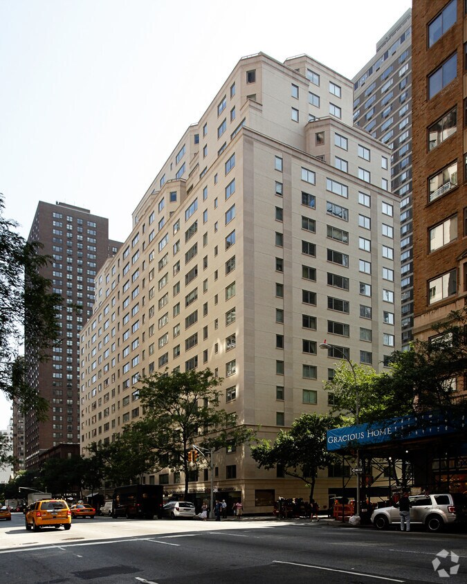 Building Photo - 1210 Third Ave