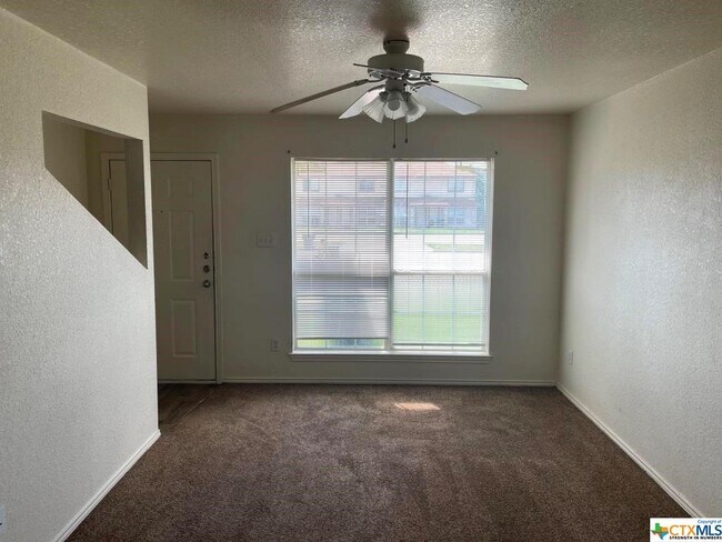 Building Photo - 4300 Deek Dr