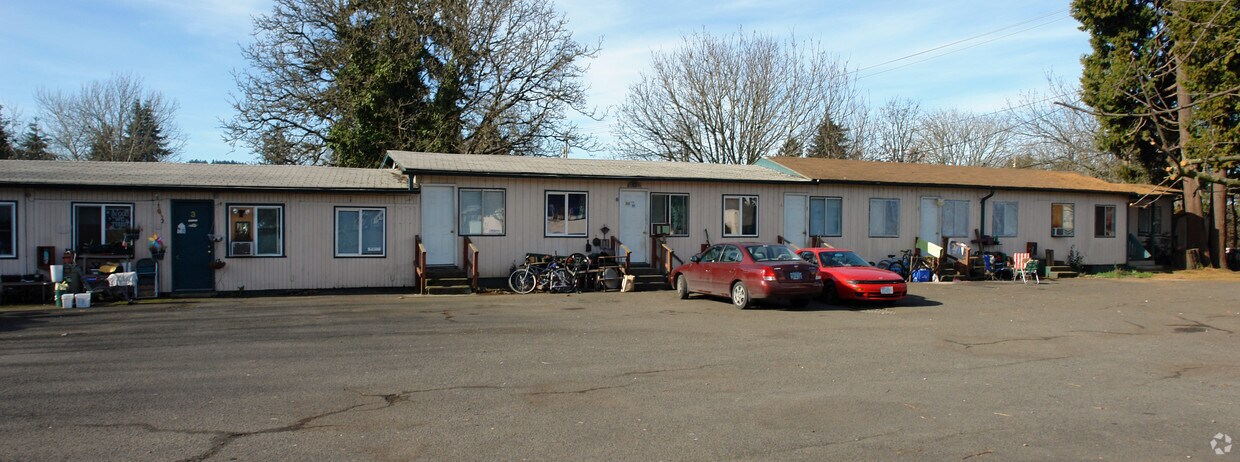 Primary Photo - 4550 Franklin Blvd