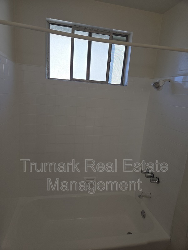 Building Photo - 4337 Toland Way