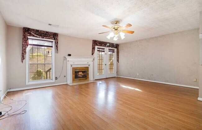 Foto del edificio - 1505 Idlewood Rd