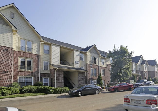The Crowne at Campus Pointe - Society 865 Apartments