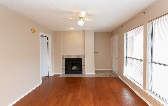 Building Photo - 3115 Helms St