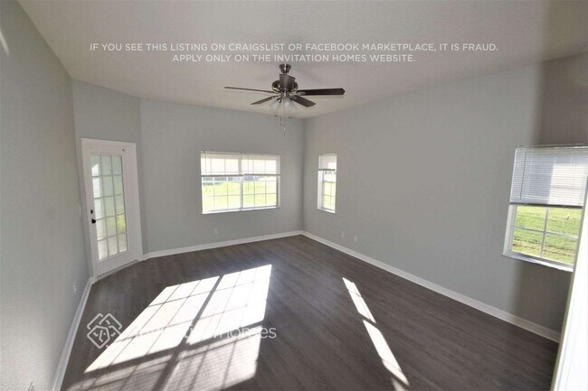 Building Photo - 25540 Aysen Dr