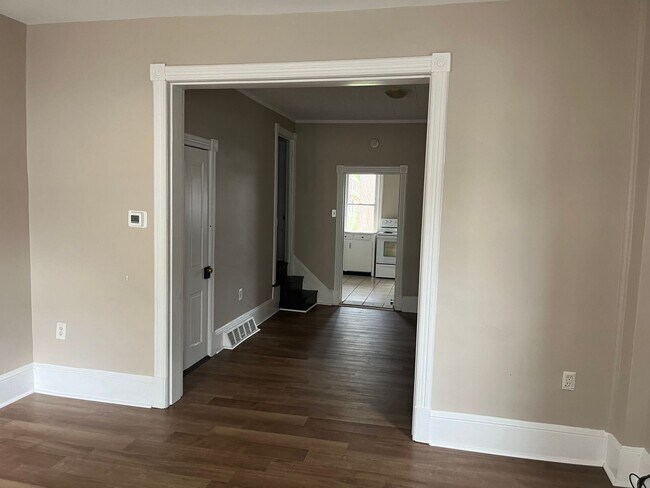 Building Photo - Duplex located on North Locust Street Hage...