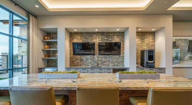 Foto del edificio - 4647 Harvest Corner Dr