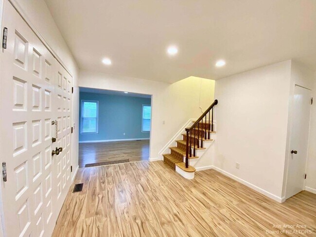 Foto del edificio - 3187 Plymouth Rd