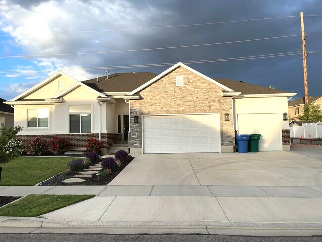 Foto del edificio - 3288 N 200 W