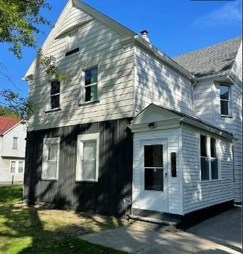 6701 Gertrude Ave Cleveland, OH 44105 – photo 4