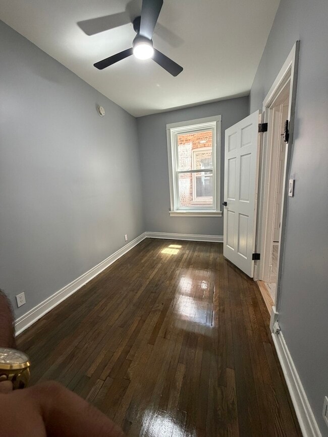 Building Photo - 3821 W Fillmore St
