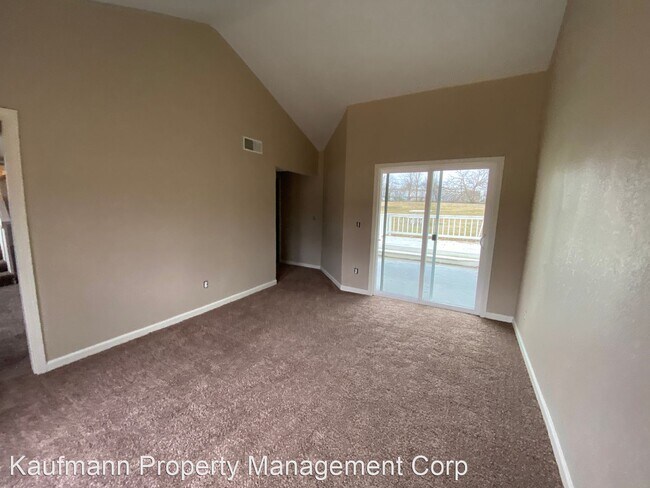 Building Photo - 3 br, 2 bath House - 2126 E Tillman Rd