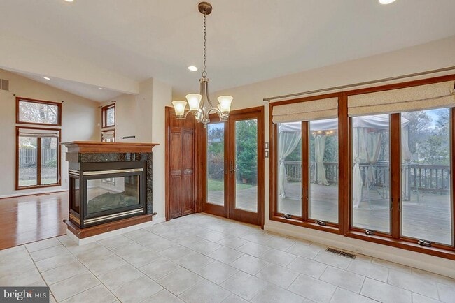 Foto del edificio - 9801 Clydesdale St