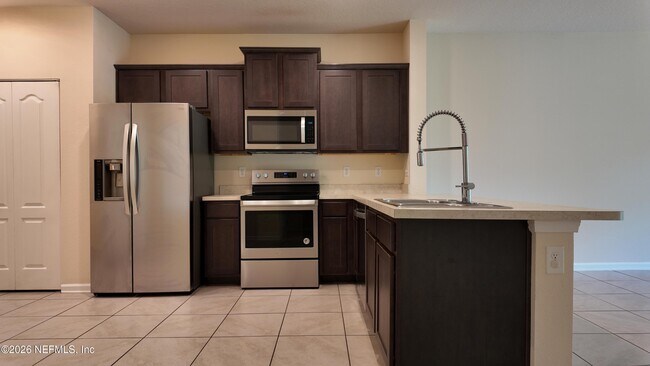 Foto del edificio - 7755 Legacy Trl