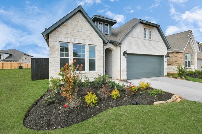 Building Photo - 211 Amaranth Wy