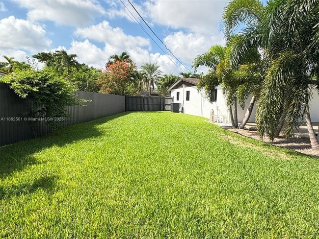 Building Photo - 10431 SW 54th St