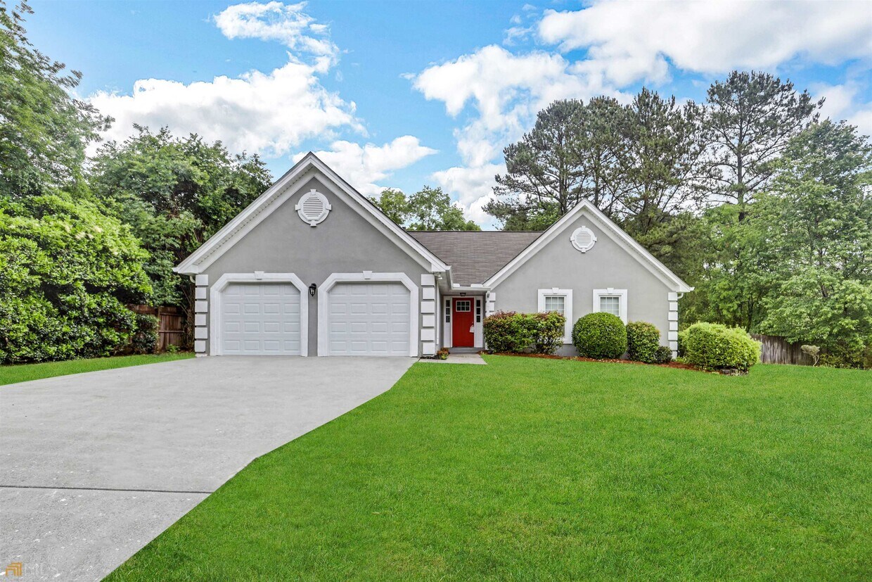 2176 Meadow Valley Cir, Lawrenceville, GA 30044 House for Rent in