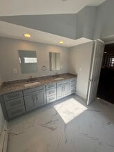 Building Photo - 67 Canal St