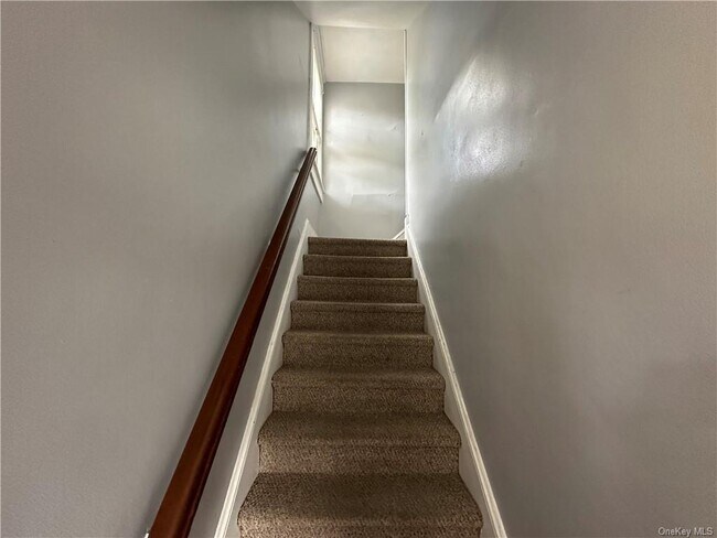 Foto del edificio - 80 Verplanck Ave