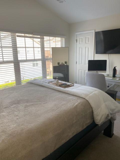 Dormitorio principal - 1689 Liberty Pky NW