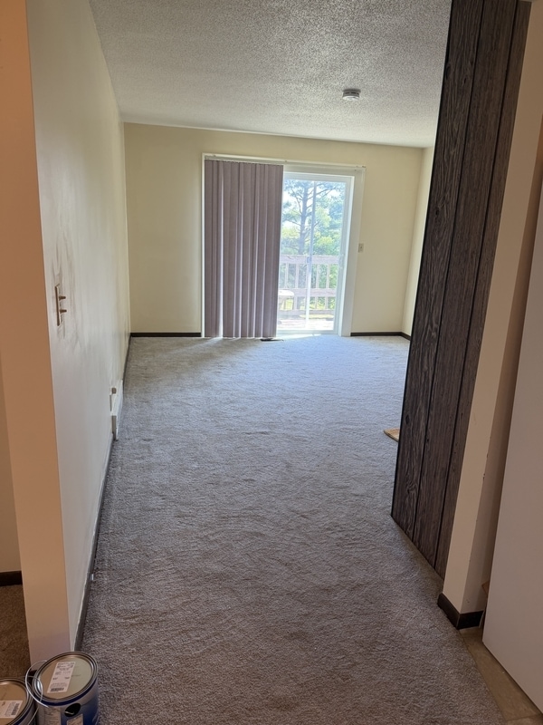 Foto del edificio - 524 Breezy Point Dr