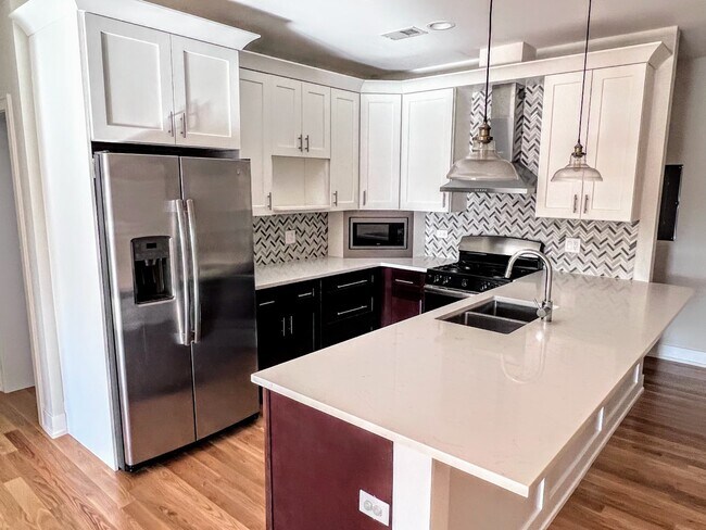 Foto del edificio - 3203 N Ridgeway Ave