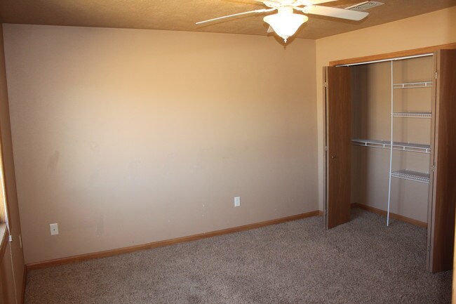 Building Photo - 205 Centennial Dr