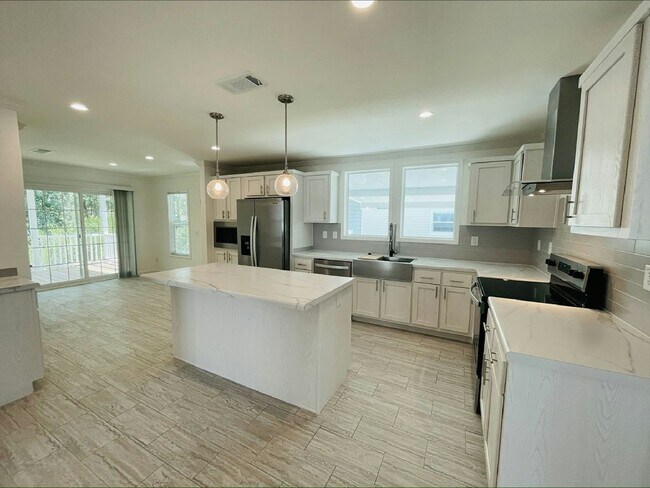 Foto del edificio - 34857 Robins Song Rd