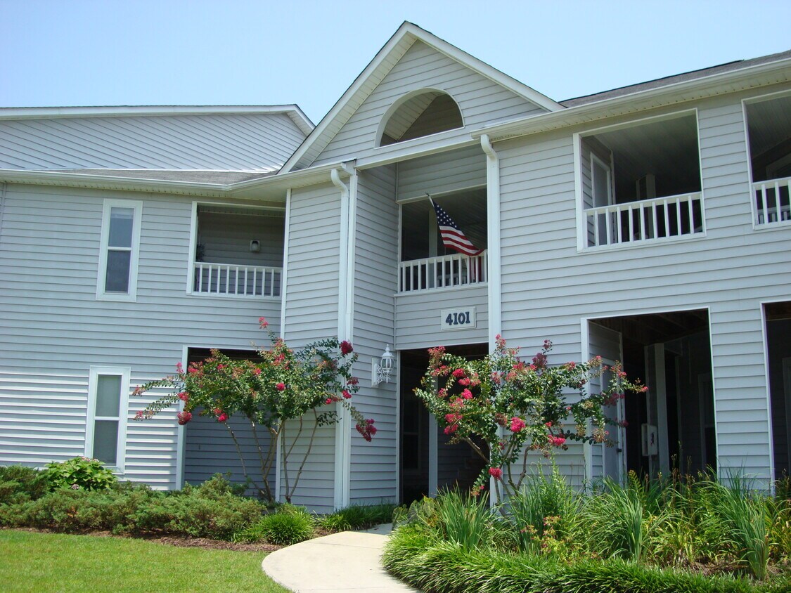 4101 202 Unit 202, Carolina Beach, NC 28428 Condo for Rent in