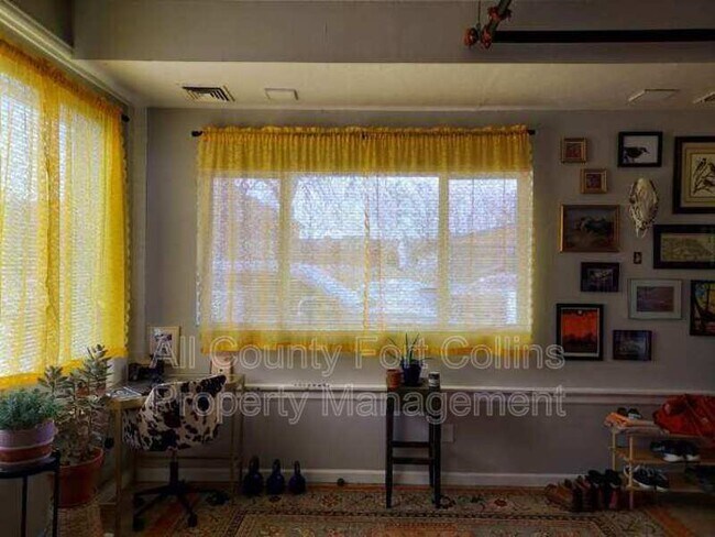 Foto del edificio - 348 N Jefferson Ave