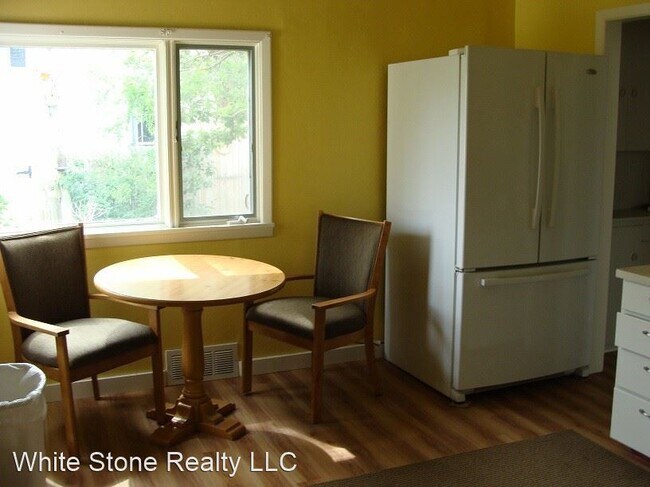 Foto del edificio - 3 br, 1.5 bath House - 102 W Buffalo St.