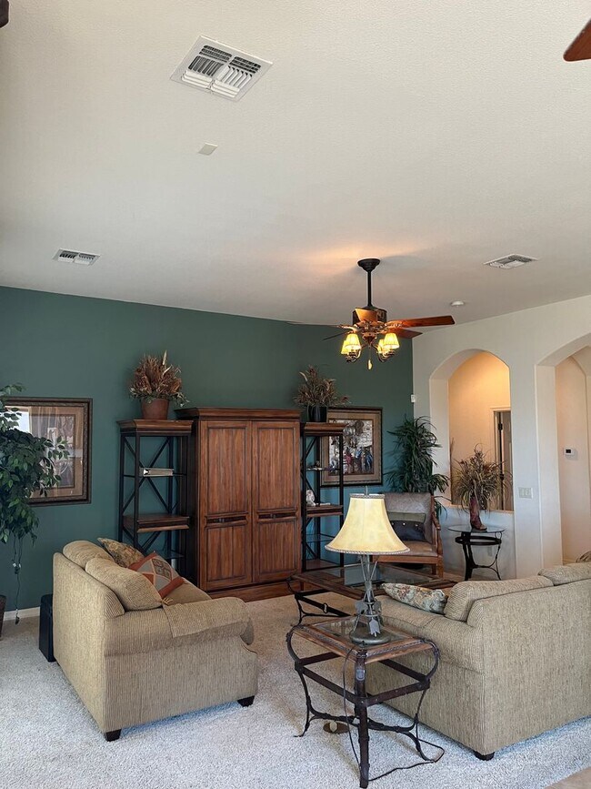 Foto del edificio - WINTER VACATION RENTAL-2 bedroom/2 bath